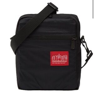 Manhattan Portage City Lights small crossbody bag in black 6.5x8x2 inches purse